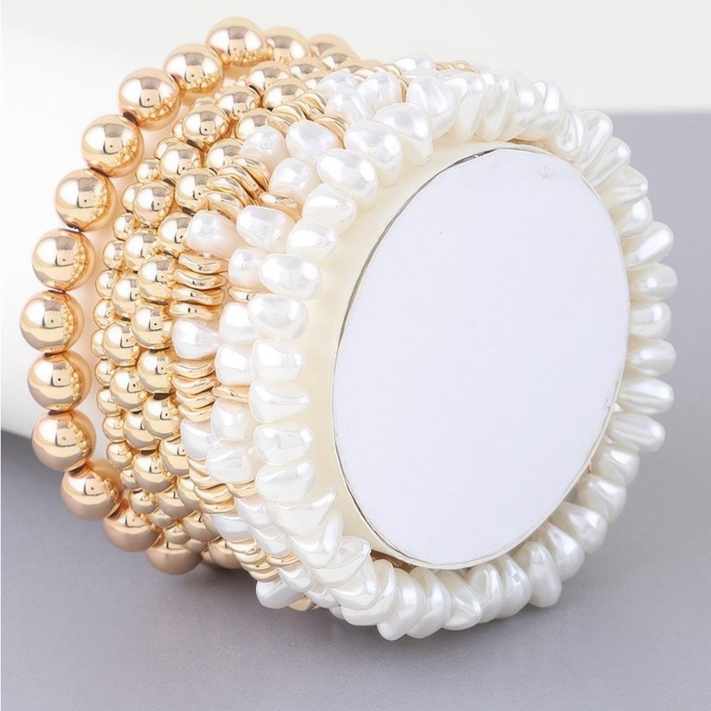 Multi Pearl Beaded Bracelet